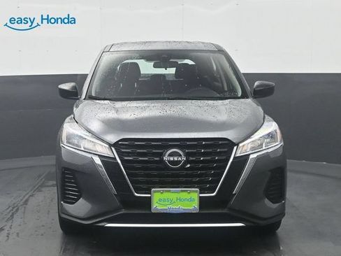 Used 2024 Nissan Kicks S FWD image 2