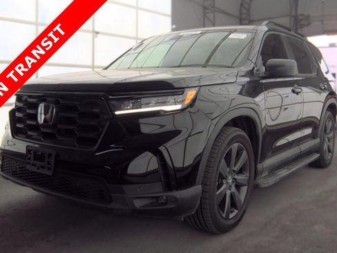 Used 2023 Honda Pilot Sport image 1