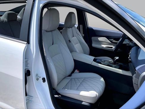Certified 2026 Nissan Sentra SL w/ Floor Mat Package FWD image 9