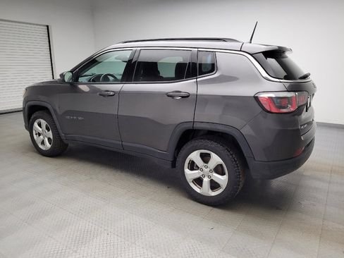 Used 2018 Jeep Compass Latitude w/ Safe & Security Group AWD/4WD image 3