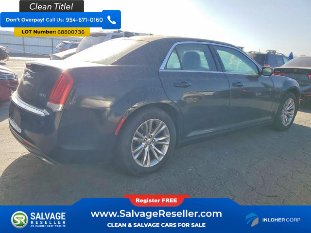 Used 2017 Chrysler 300 Limited w/ Value Package RWD image 4
