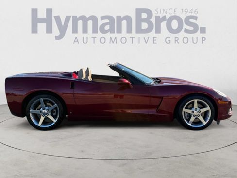 Used 2006 Chevrolet Corvette Convertible w/ Preferred Equipment Group RWD image 2