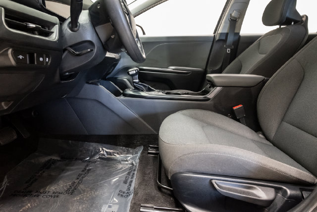 Used 2025 Kia K4 FWD image 11