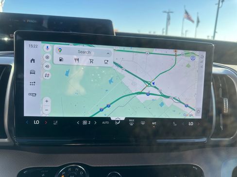 New 2025 Ford Expedition Active image 19