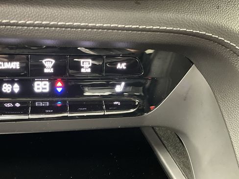 Certified 2023 Buick Envision Preferred w/ Sport Touring Package AWD/4WD image 23