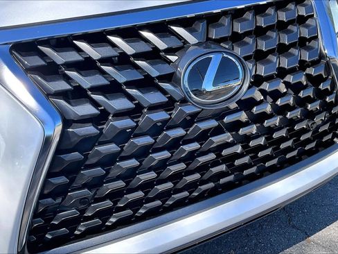 Used 2023 Lexus GX 460 Premium w/ Premium Package image 30