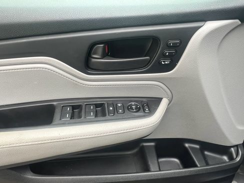 Used 2018 Honda Odyssey EX-L image 12