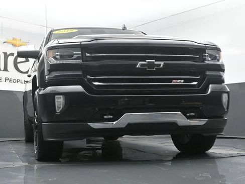 Used 2018 Chevrolet Silverado 1500 LTZ Z71 w/ LTZ Plus Package AWD/4WD image 3