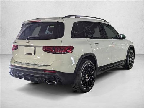 Certified 2023 Mercedes-Benz GLB 250 image 5