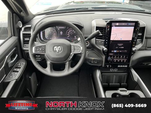 New 2026 RAM 2500 Laramie AWD/4WD image 14
