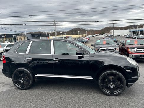 Used 2009 Porsche Cayenne image 4