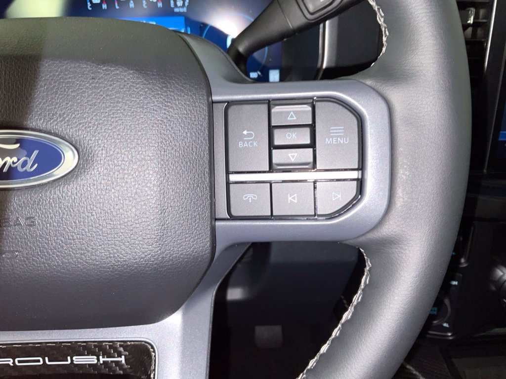 New 2026 Ford F250 Lariat w/ Black Appearance Package AWD/4WD image 26