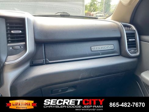 Used 2020 RAM 1500 Big Horn AWD/4WD image 14