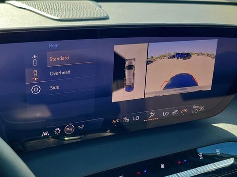 Certified 2025 Buick Enclave Preferred image 29