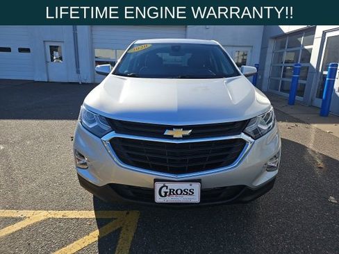 Used 2020 Chevrolet Equinox LT image 3
