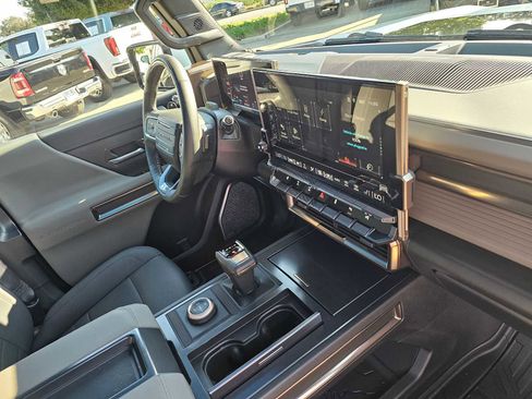 Used 2024 GMC Hummer EV 3X w/ Omega Edition image 11