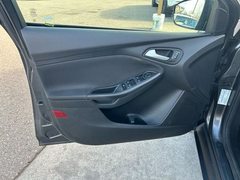 Used 2015 Ford Focus SE w/ Equipment Group 201A image 14