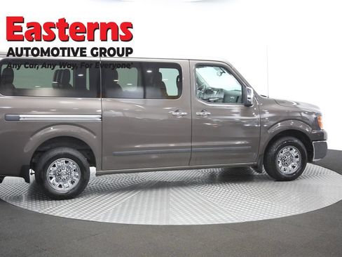 Used 2019 Nissan NV 3500 SL RWD image 42