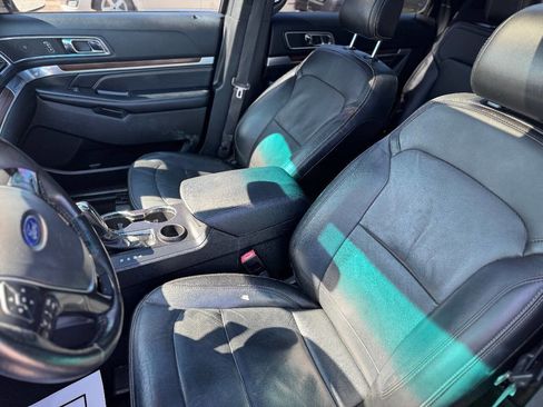 Used 2016 Ford Explorer Limited w/ Equipment Group 301A image 9