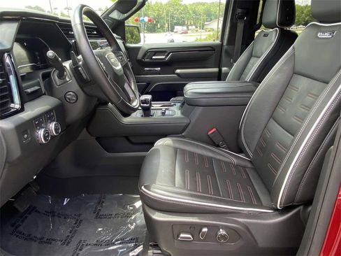 Used 2023 GMC Sierra 1500 AT4X image 13
