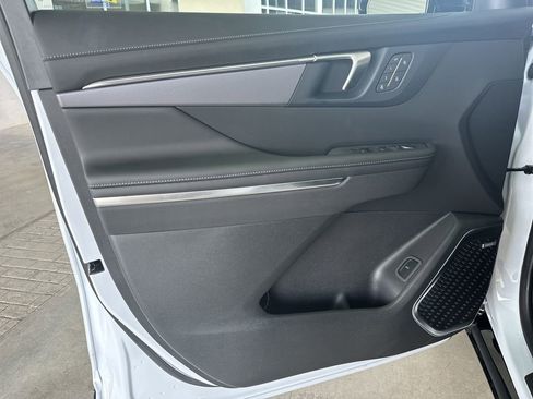 New 2026 Buick Enclave Sport Touring w/ Power Package image 11