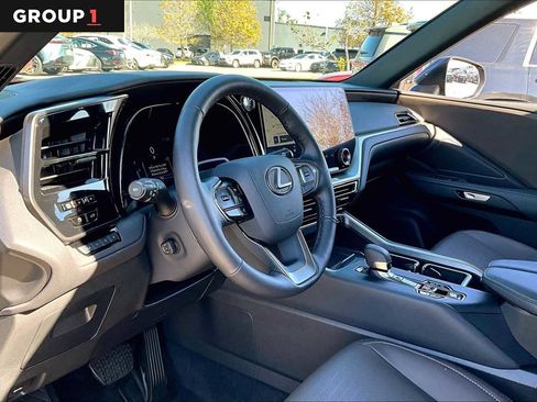 Used 2025 Lexus TX 350 AWD image 14