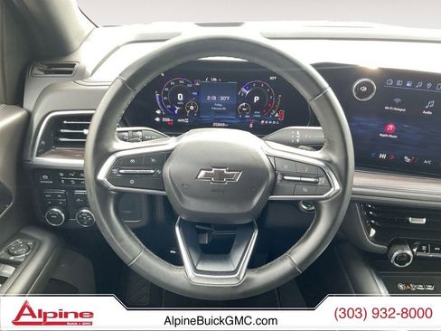 Used 2025 Chevrolet Tahoe Z71 image 12