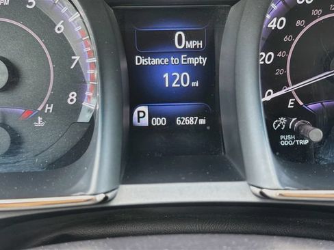 Used 2016 Toyota Avalon Limited FWD image 41