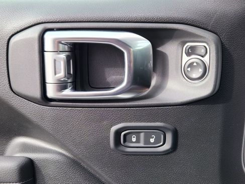 New 2025 Jeep Wrangler Unlimited Sport AWD/4WD image 20