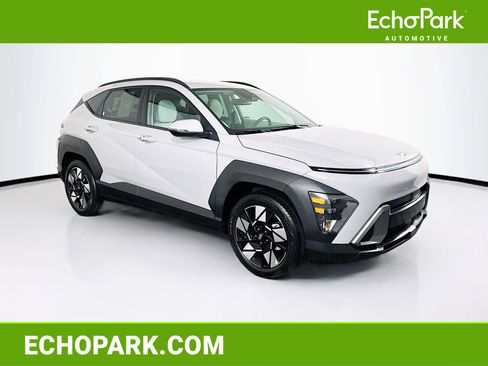 Used 2025 Hyundai Kona SEL image 1