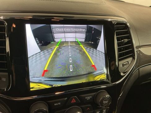 Used 2021 Jeep Grand Cherokee SRT image 20