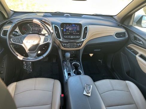 Used 2022 Chevrolet Equinox Premier AWD/4WD image 15
