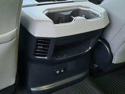 Used 2025 Toyota Tundra Limited image 15