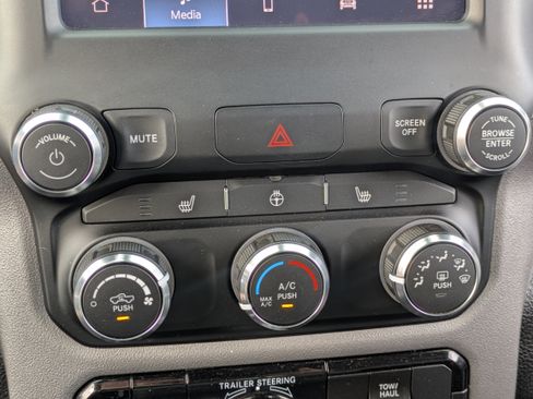 Used 2023 RAM 1500 Big Horn w/ Trailer Tow Group image 23