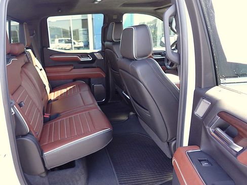 Used 2024 GMC Sierra 1500 Denali Ultimate AWD/4WD image 26