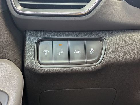 Used 2019 Hyundai Santa Fe SE FWD image 25