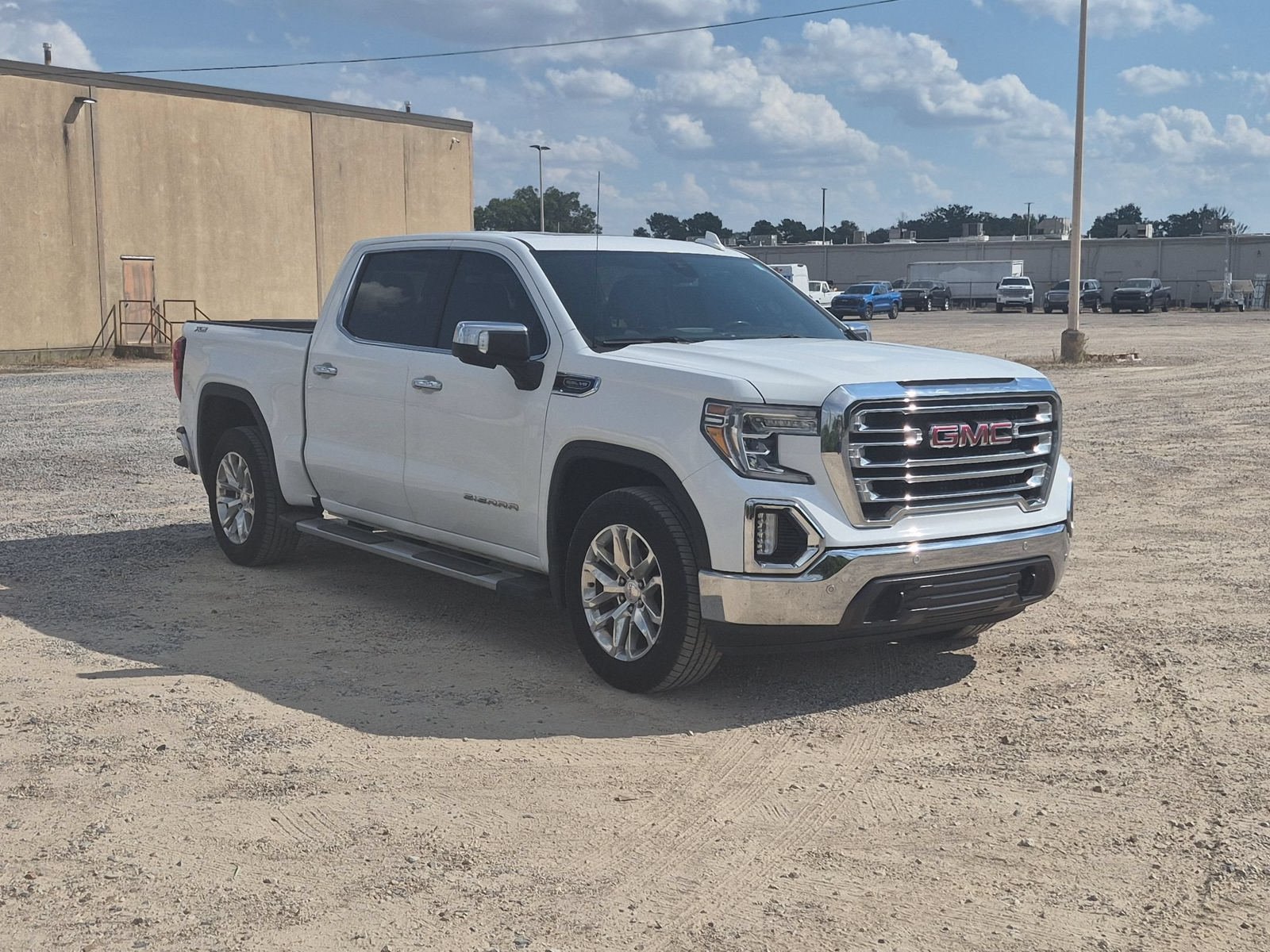 Used 2020 GMC Sierra 1500 SLT w/ SLT Premium Plus Package AWD/4WD image 8