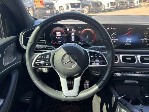 Used 2022 Mercedes-Benz GLS 450 4MATIC image 13