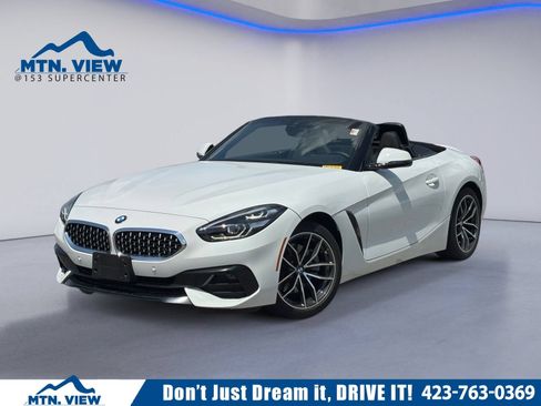 Used 2022 BMW Z4 sDrive30i RWD image 1