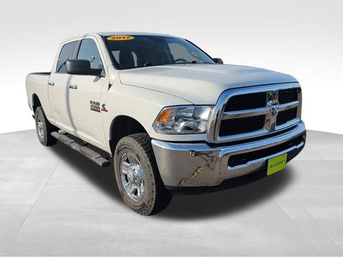 Used 2017 RAM 2500 SLT AWD/4WD image 4