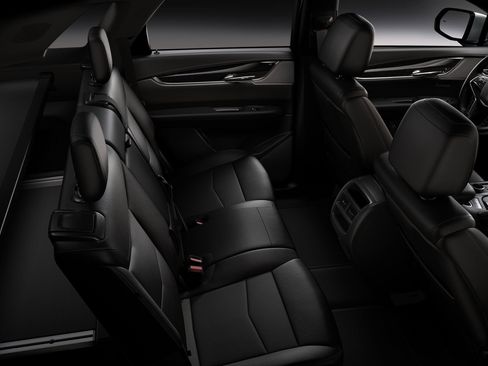 New 2025 Cadillac XT5 Premium Luxury w/ Technology Package image 38