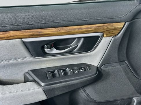 Used 2017 Honda CR-V EX image 17