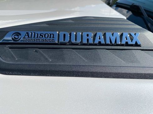 Used 2022 Chevrolet Silverado 3500 High Country image 42