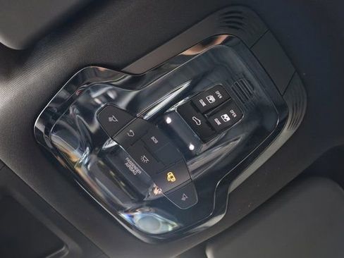 New 2025 Alfa Romeo Tonale Veloce w/ Premium Package image 24