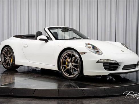 Used 2013 Porsche 911 Carrera RWD image 22