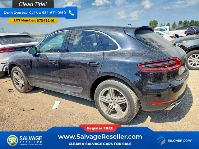 Used 2015 Porsche Macan S w/ Infotainment Package AWD/4WD image 3