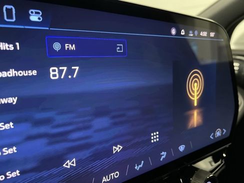 New 2025 Chevrolet Blazer EV LT w/ Midnight/Sport Edition image 13