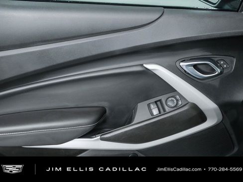 Used 2021 Chevrolet Camaro LT RWD image 6
