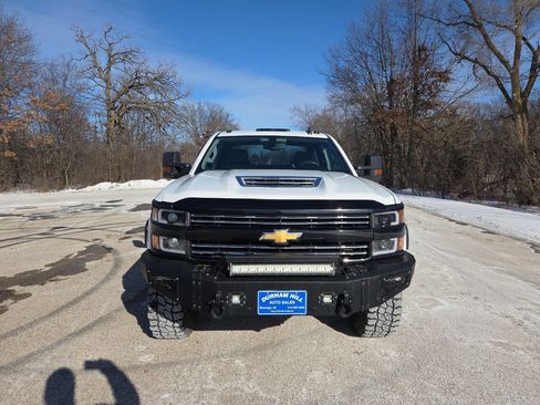 Used 2018 Chevrolet Silverado 3500 W/T w/ WT Convenience Package image 9