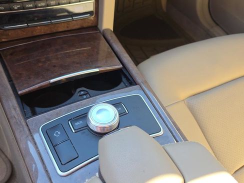 Used 2011 Mercedes-Benz E 350 E 350 image 20